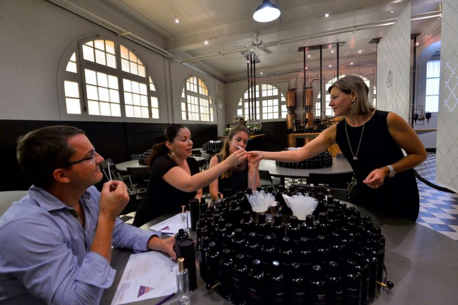 Groupes – Immersion au cœur des parfums Molinard