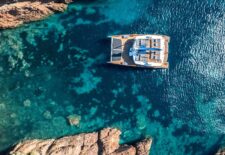 Demi-journée en maxi catamaran – AMC Cape Grace
